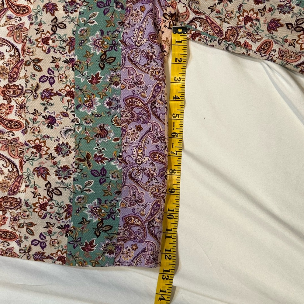 LOFT Lavender, Mint & Cream Floral Patchwork Blouse- Medium- - Picture 11 of 13
